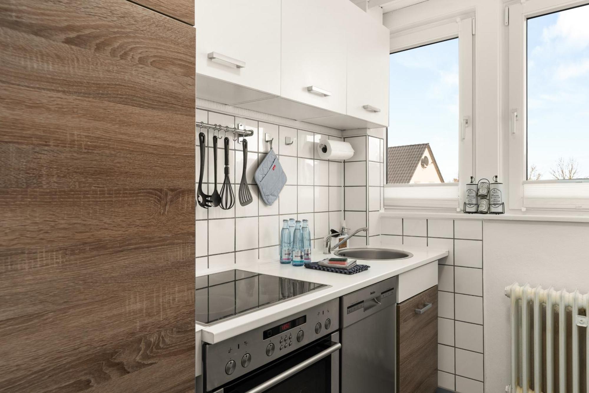 Immo-Vision - Natur Design Apartments, Parkplatz, Kueche Calberlah エクステリア 写真