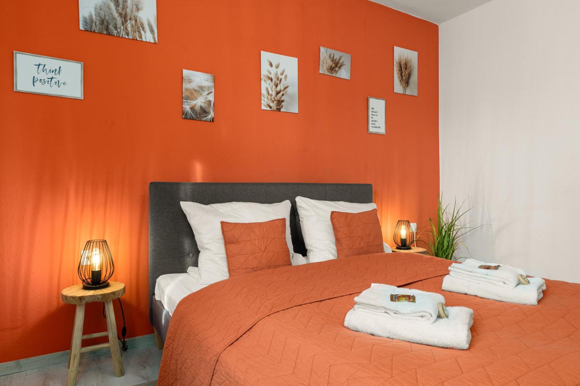 Immo-Vision - Natur Design Apartments, Parkplatz, Kueche Calberlah エクステリア 写真